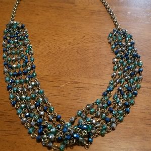 Necklace and earring set